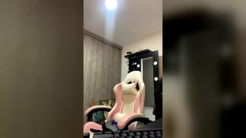 lennoxgreer online show from July 20, 11:50 pm