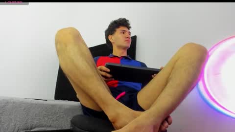 maximo frank online show from March 5, 1:42 pm