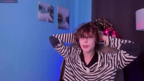 Snapshot of leo_bensyten chatting on October 18, 12:42 pm Leo online show from October 18, 12:42 pm