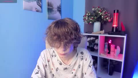 Leo online show from October 26, 2:29 pm