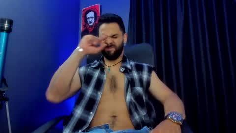 Leo  Diaz online show from February 27, 11:15 pm