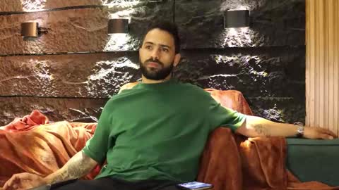 Leo  Diaz online show from October 19, 12:37 am