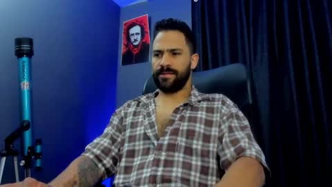 Leo  Diaz online show from February 25, 2:37 pm