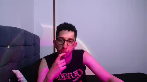 Leoh online show from November 2, 1:49 am