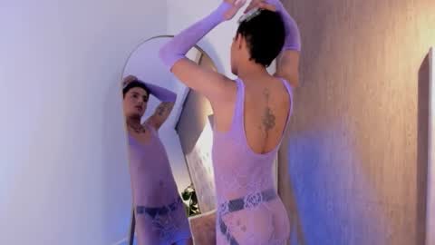 leohard_ online show from March 15, 11:19 pm