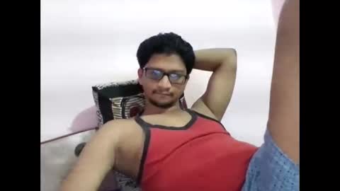 leolillac online show from November 23, 7:45 pm