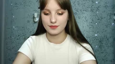 Snapshot of leonaalove chatting on October 29, 8:49 am Leonaalove online show from October 29, 8:49 am