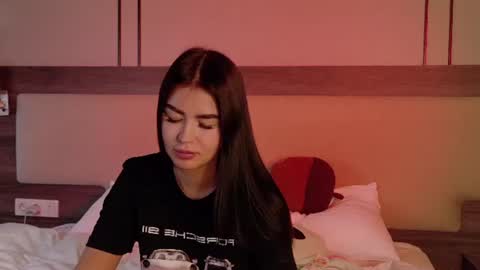 Mila online show from July 2, 6:51 am