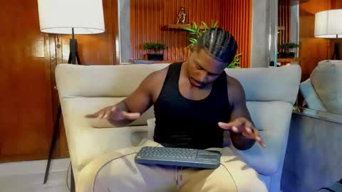 Leandro jones online show from February 23, 2:36 am