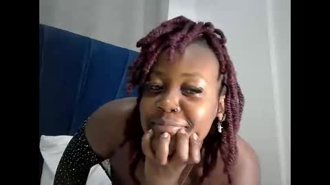 leonorake online show from May 23, 9:44 pm
