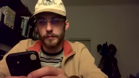 Leon online show from November 19, 7:12 pm