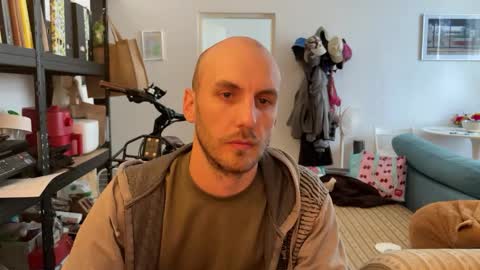 Leon online show from October 1, 1:54 pm