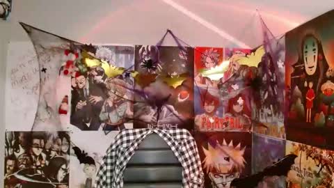 little secret online show from October 10, 7:03 am