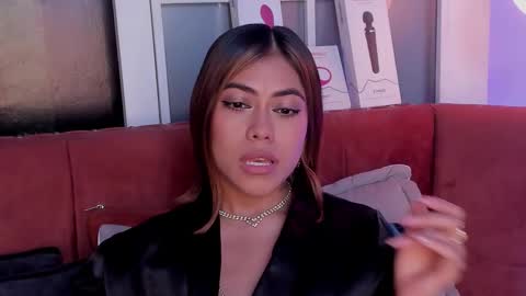 Lesly Bailey online show from September 11, 1:34 pm