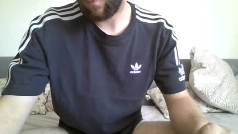 neoglo online show from June 10, 11:09 am