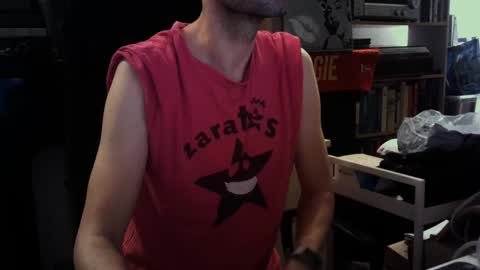 Snapshot of lestat_82 chatting on January 31, 7:29 pm Vampiro Diurno online show from January 31, 7:29 pm