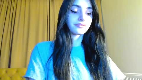 lesyaliss online show from May 26, 8:37 pm