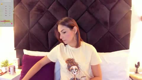 letiziia online show from December 19, 7:42 pm