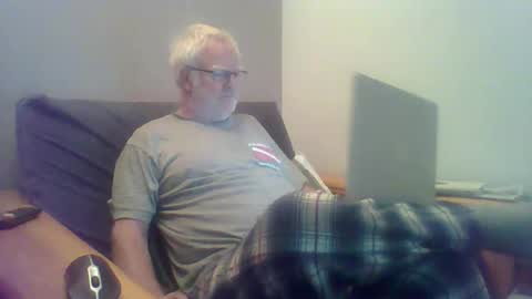 letscc online show from April 28, 3:38 pm