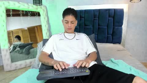 LevySteven online show from November 21, 8:45 am