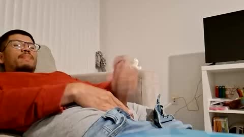 levydakingnum1 online show from October 18, 7:01 am