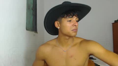 i  am lewis ly EDUARDO MEMDOZA15 online show from June 4, 11:11 pm