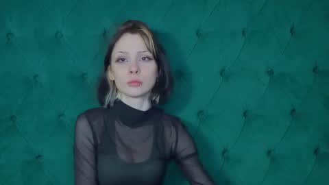 LexaWilds online show from April 29, 2:00 pm