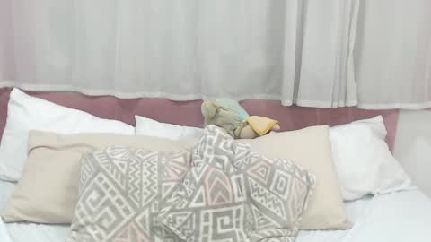 Snapshot of lexi_bloom chatting on March 3, 5:41 pm Gabrielle online show from March 3, 5:41 pm