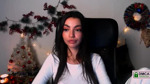 Alexia online show from December 4, 7:35 pm