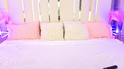 lexi_si online show from July 27, 1:19 pm