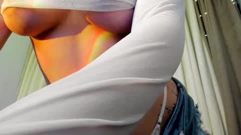 Vicki online show from February 20, 4:58 pm