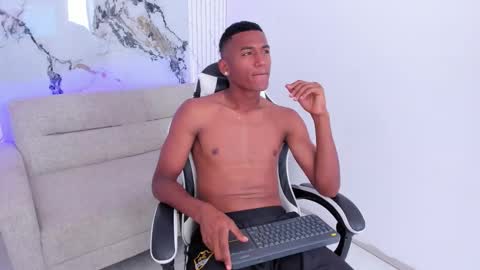 Lexi  Derek online show from September 25, 4:47 pm