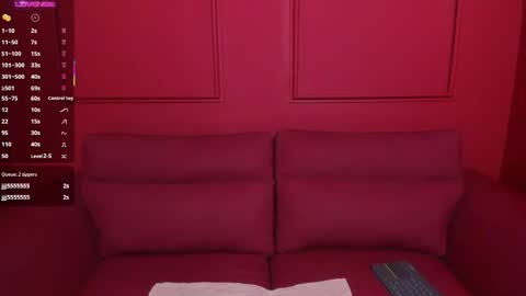 Lexie Thompson  online show from January 19, 12:15 pm