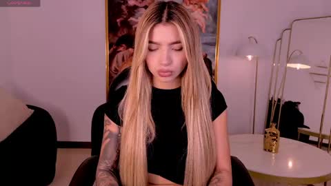 Lexie  online show from June 3, 6:46 pm