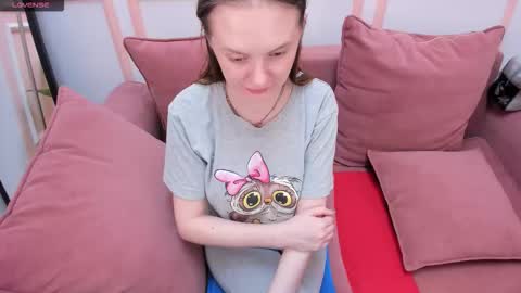 Snapshot of lexihoward chatting on September 23, 6:51 am Lexi online show from September 23, 6:51 am