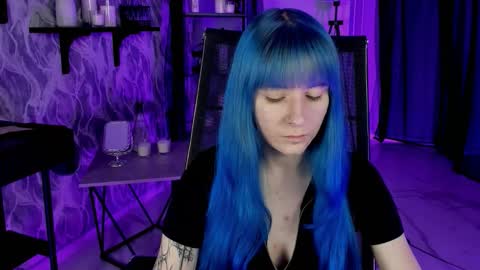 Snapshot of lexiwenford chatting on September 18, 3:10 am Lexi Wenford NO NUDE GODDESS online show from September 18, 3:10 am