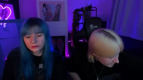 Snapshot of lexiwenford chatting on September 19, 6:39 am Lexi Wenford NO NUDE GODDESS online show from September 19, 6:39 am