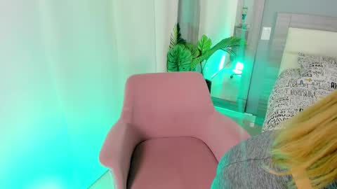 Lexy online show from October 24, 12:06 pm