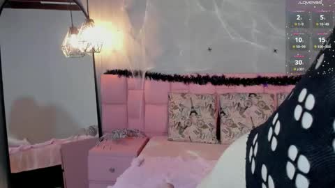 Snapshot of lexy_bluu chatting on October 10, 3:40 pm Lexy online show from October 10, 3:40 pm