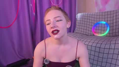 LexxxY online show from September 24, 7:37 am