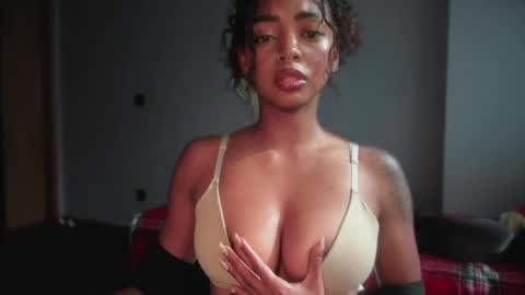 LEXY - Independent account online show from May 13, 4:16 pm