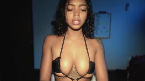 LEXY - Independent account online show from February 26, 2:09 pm