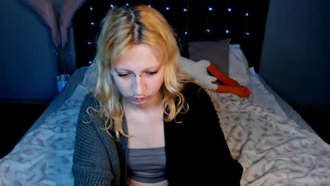 Snapshot of lexy_woorhez chatting on February 4, 1:59 pm Lexy online show from February 4, 1:59 pm