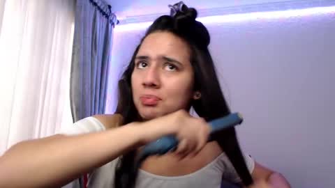 Snapshot of lexydavis chatting on December 20, 8:01 pm Lexy Davis online show from December 20, 8:01 pm