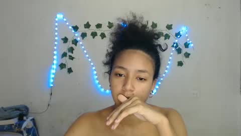 lolita online show from January 8, 4:33 pm