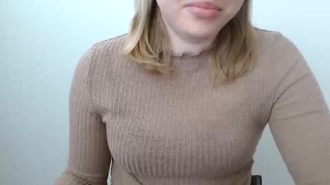 Leyla online show from May 16, 7:27 am