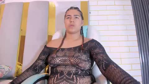 Ashley online show from February 10, 7:06 pm