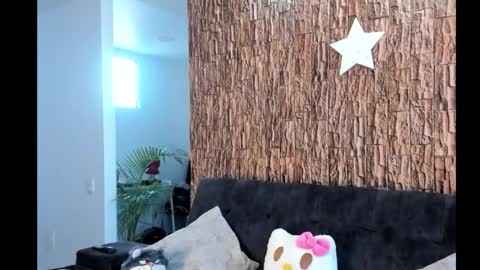 Snapshot of lia_rip01 chatting on October 7, 7:43 pm lia_rip01 online show from October 7, 7:43 pm