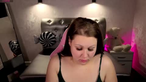 lia_rozaly online show from October 31, 7:14 pm