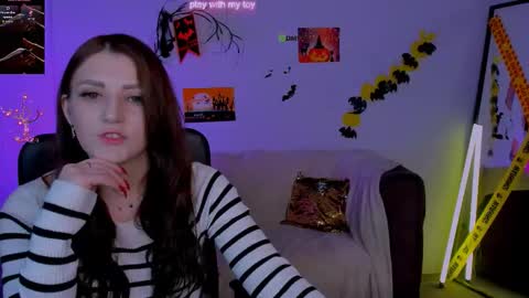 Snapshot of lia_sunset chatting on October 27, 8:09 pm Lia online show from October 27, 8:09 pm